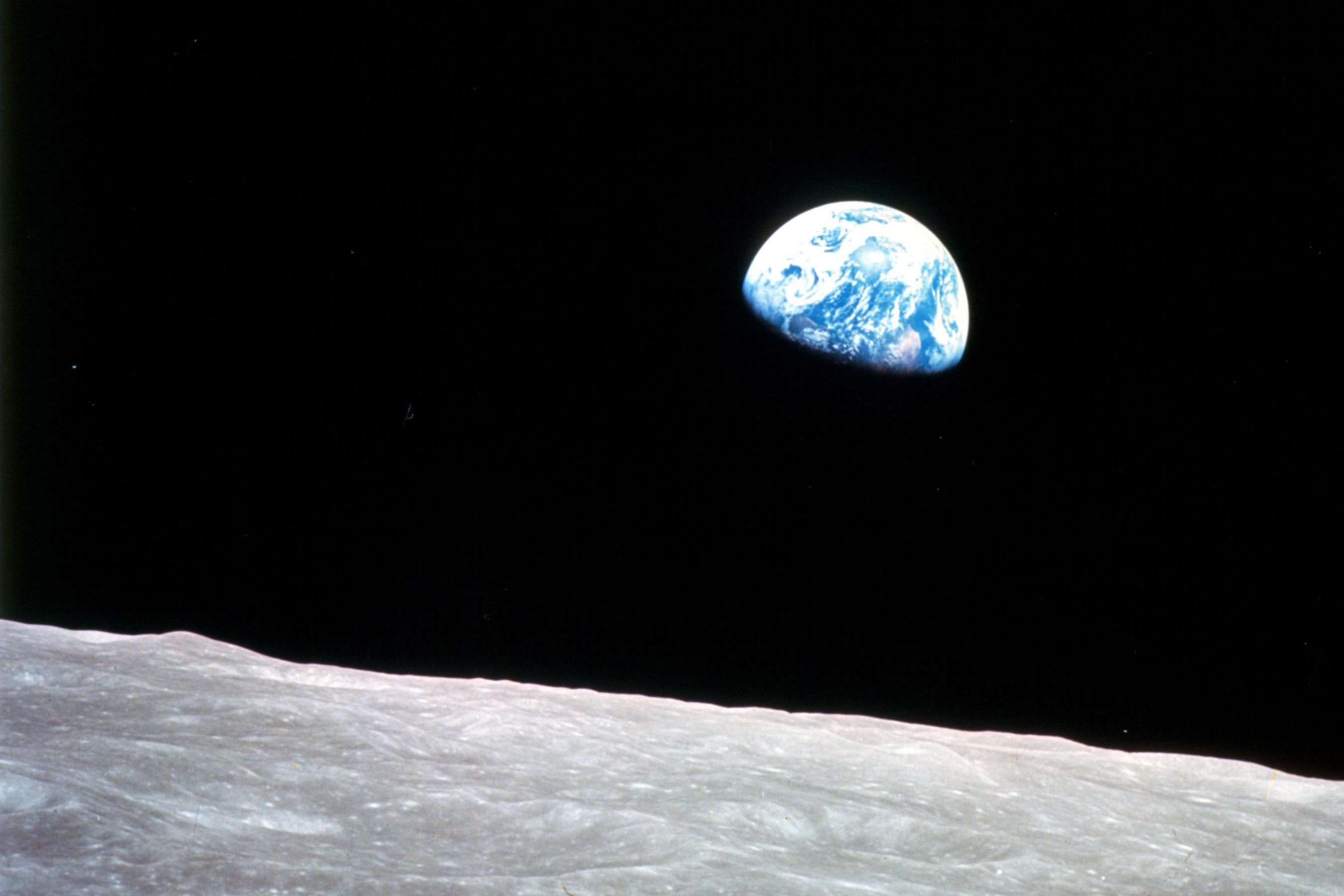 Earthrise © NASA