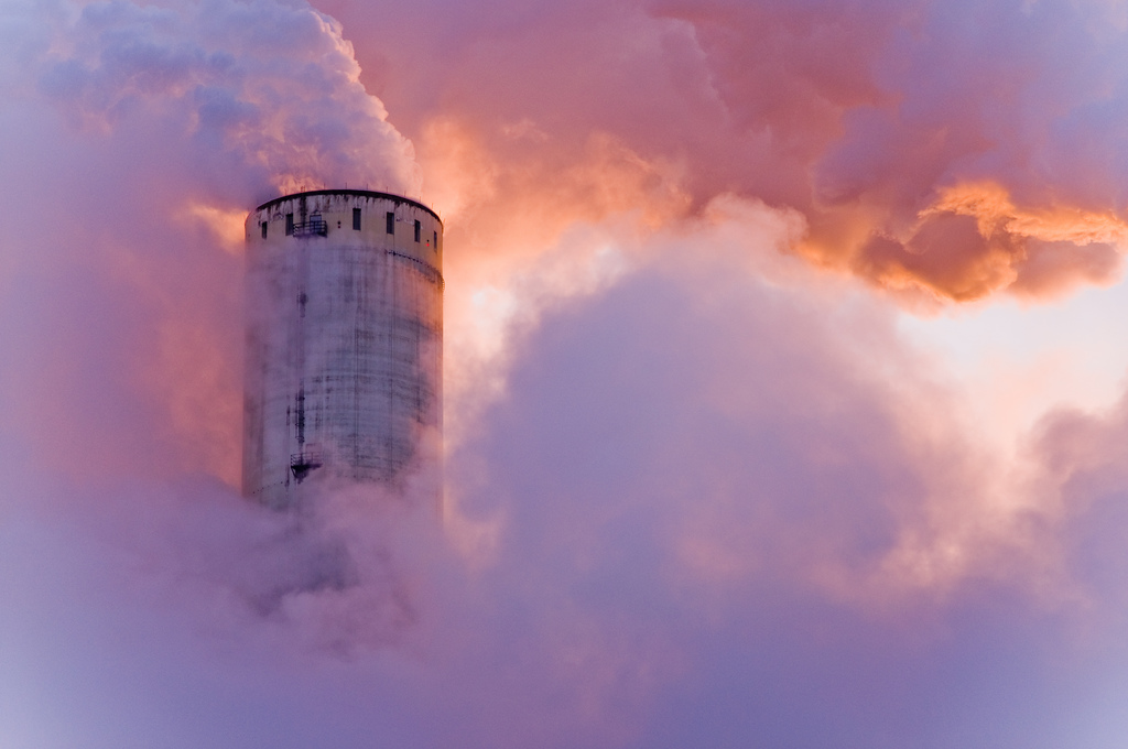 Cloudfactory II | © quakquak / Flickr