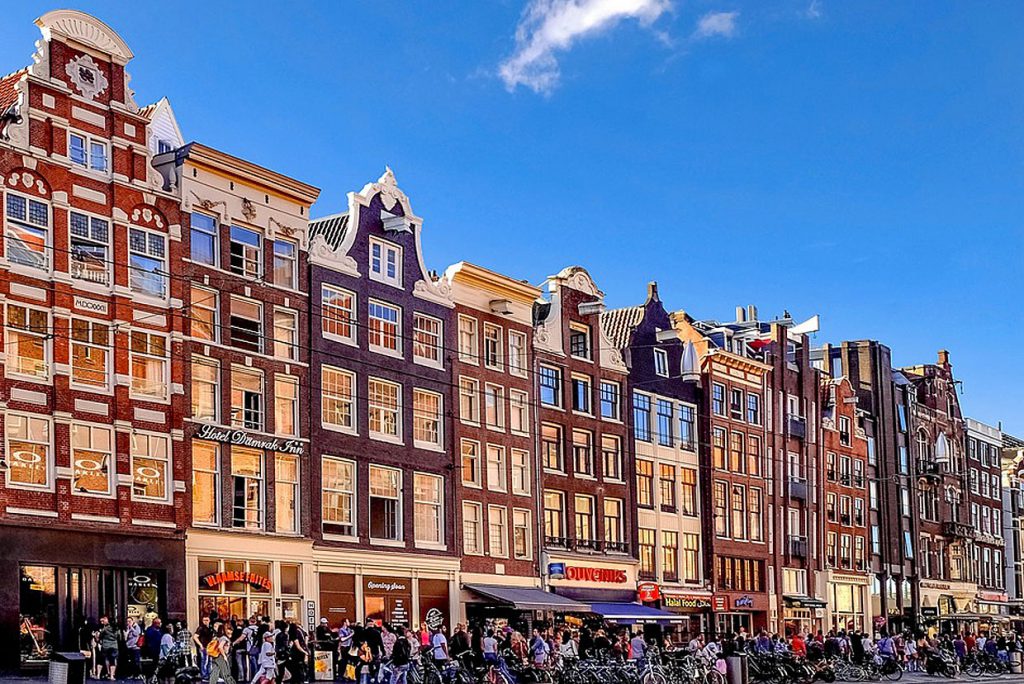 7. Amsterdam: 8,45% Eco-Hotels