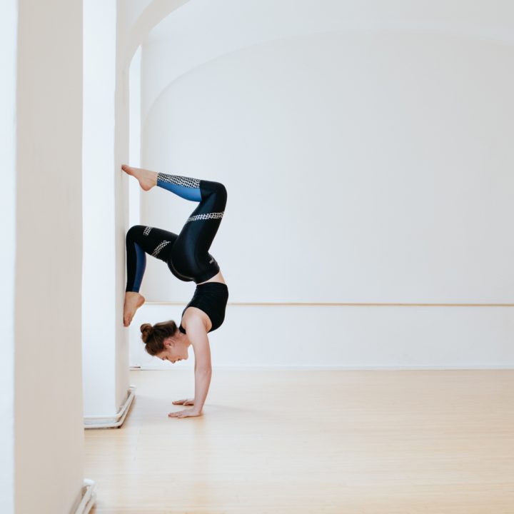 Die Sportswear eignet sich nicht nur fürs Yoga ... -Fotocredit: Saskia Stolzlechner