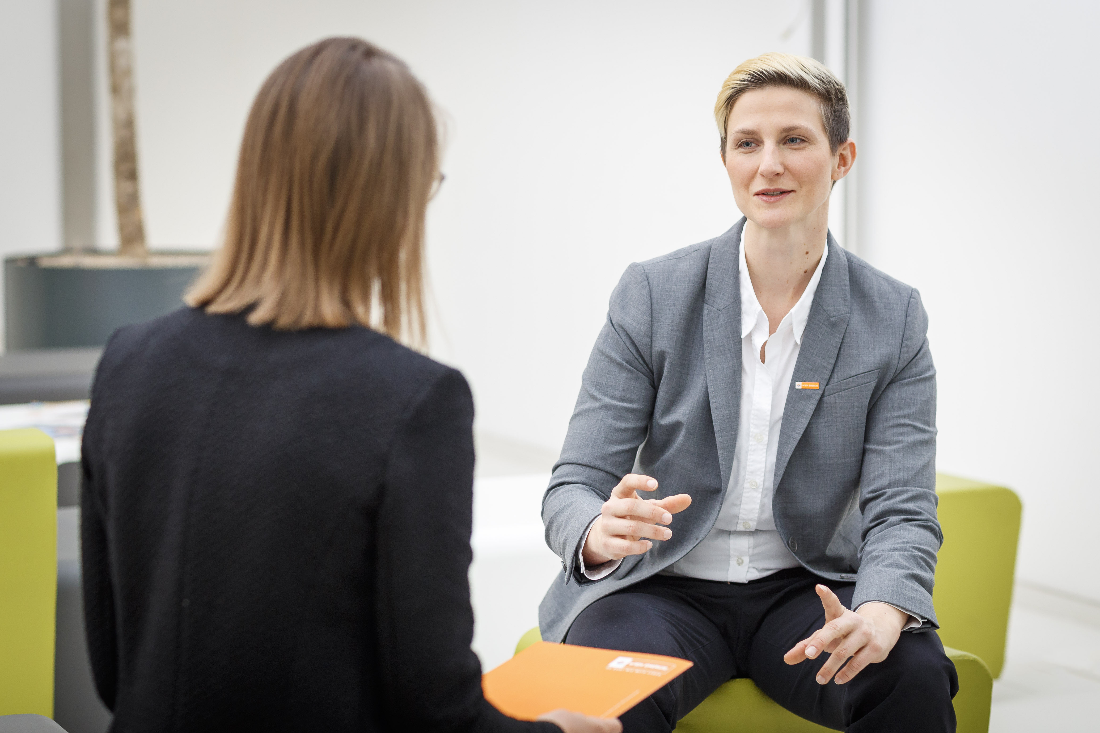 Als Energieberaterin hilft Martina Krobath immer gerne; © Wien Energie/FOTObyHOFER/Markus Wache, 19.11.2018