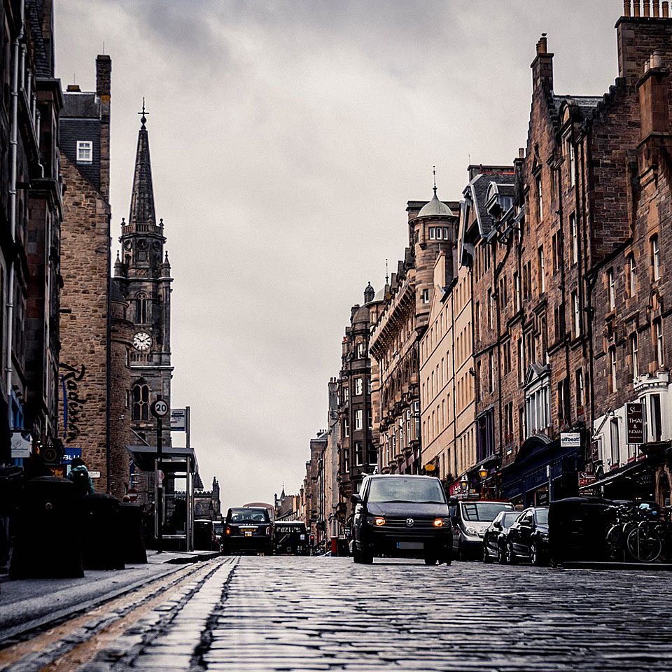 Edinburgh schließt ein Mal pro Monat Straßen in der Innenstadt für den Verkehr -Fotocredit: Pixabay/Semaka