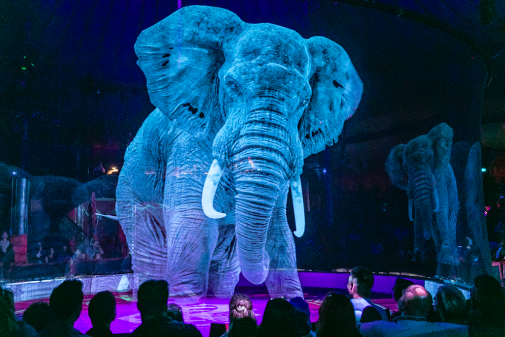 Zwei Jahre Planungszeit hat es benötigt, um die Seele von Roncalli in Holografien einzufangen. – Foto: © circustheaterroncalli