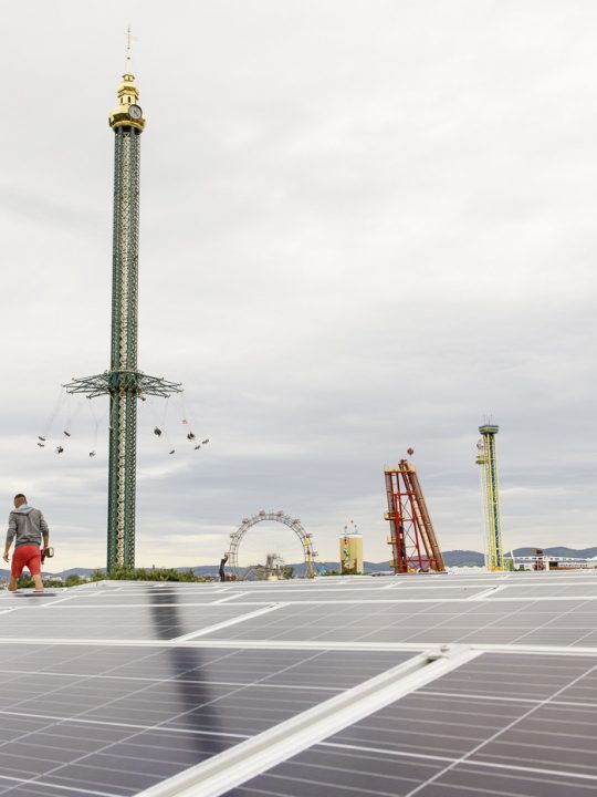 Der Wiener Prater ist um eine Attraktion – und um eine Solaranlage reicher! Foto: © Wien Energie / Max Kropitz