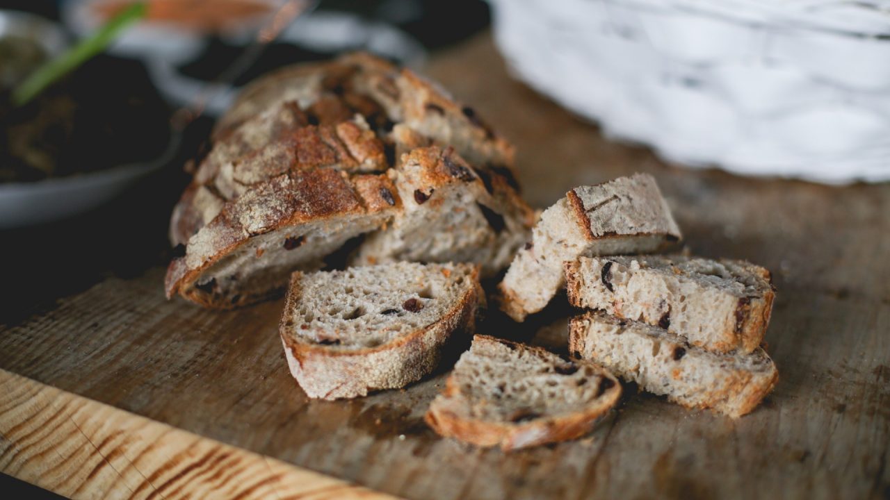 Altes Brot aber auch gekochte Nudeln,Reis oder Kartoffeln lassen sich gut kompostieren. Bild: Pexels