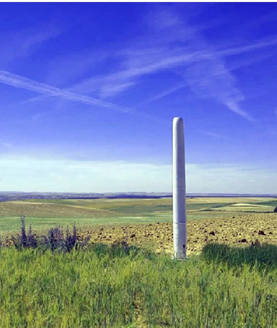 Eine Windkraftanlage ohne Rotorblätter? Schwingungen erzeugen Energie. Fotocredit: © Vortex Bladeless