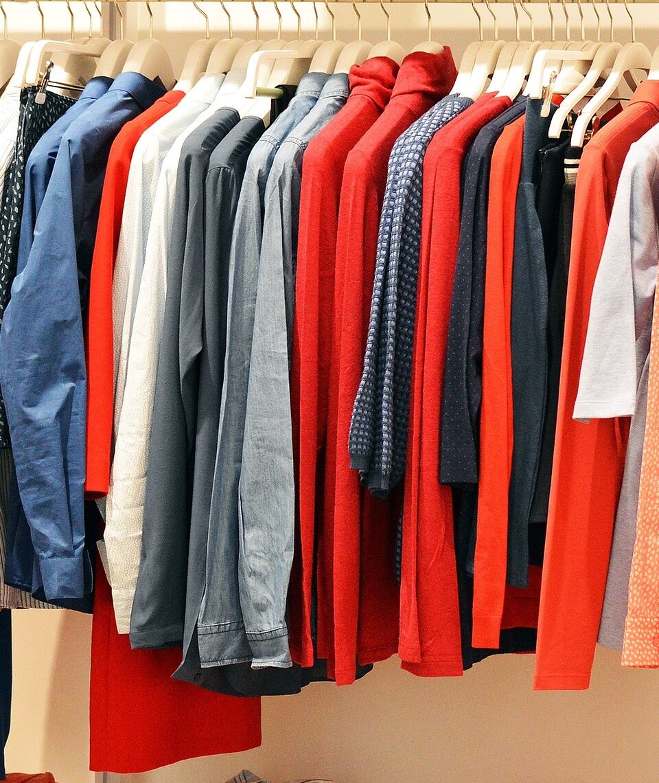 Tencel entwickelt sich immer mehr zum Trendstoff in Sachen nachhaltiger Mode. Aber woraus besteht die Faser eigentlich? Fotocredit: © islandworks/Pixabay