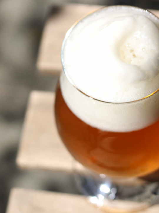 Kommt schon bald ein Bierpulver auf den Markt, das ein gleichwertiges Geschmackserlebnis wie herkömmlich gebrautes Bier bietet? Fotocredit: © monica di loxley/Unsplash