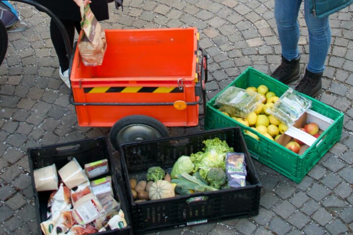 Zu Erntedank aktiv gegen Lebensmittelverschwendung. Zu Erntedank aktiv gegen Lebensmittelverschwendung. - Fotocredit: Verena Wagner